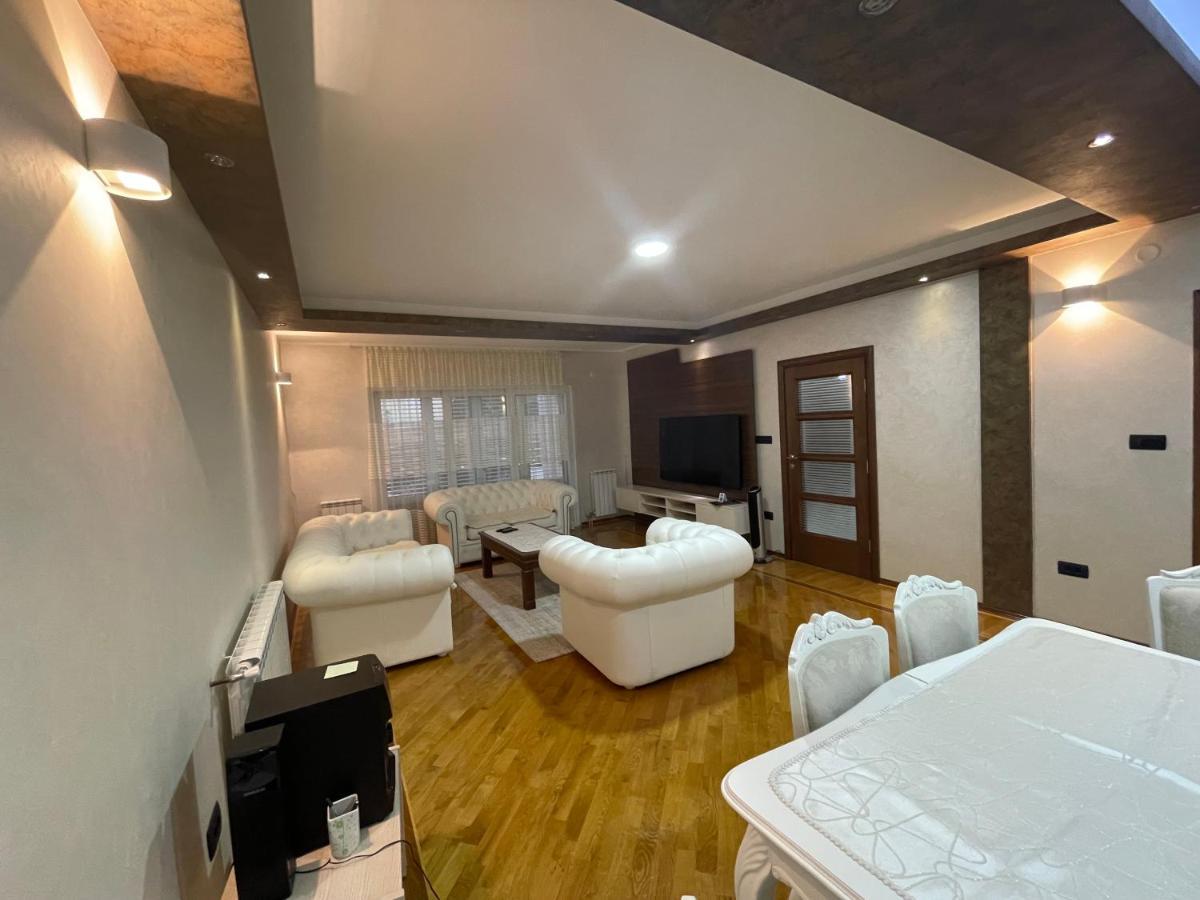 Hotel Royal Garden Nikšić Exteriör bild