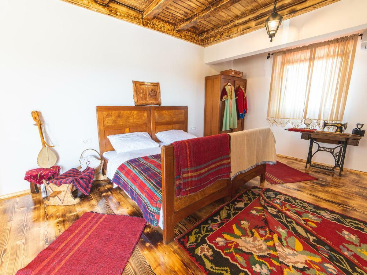 Hotel Royal Garden Nikšić Exteriör bild