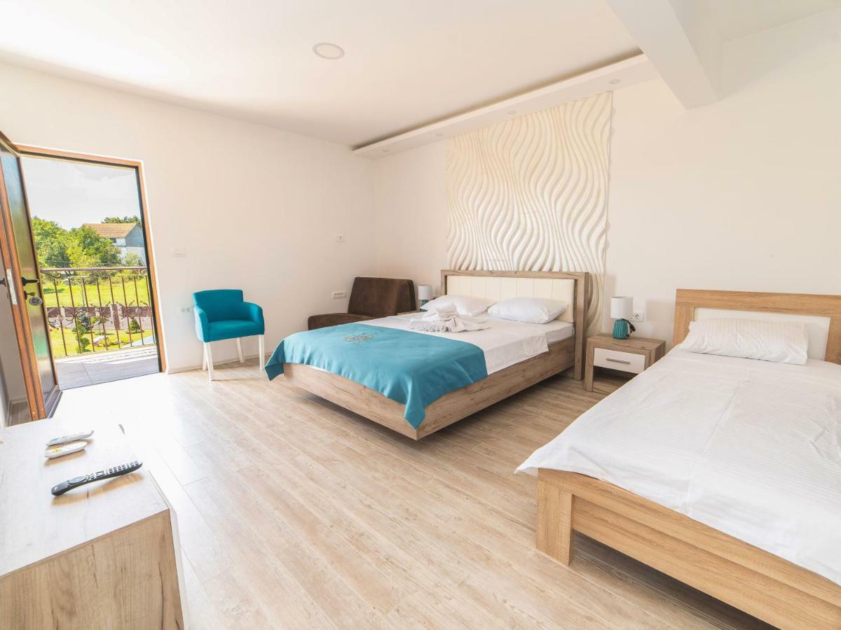 Hotel Royal Garden Nikšić Exteriör bild
