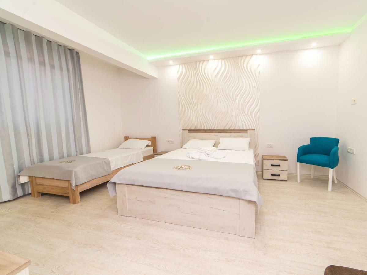 Hotel Royal Garden Nikšić Exteriör bild
