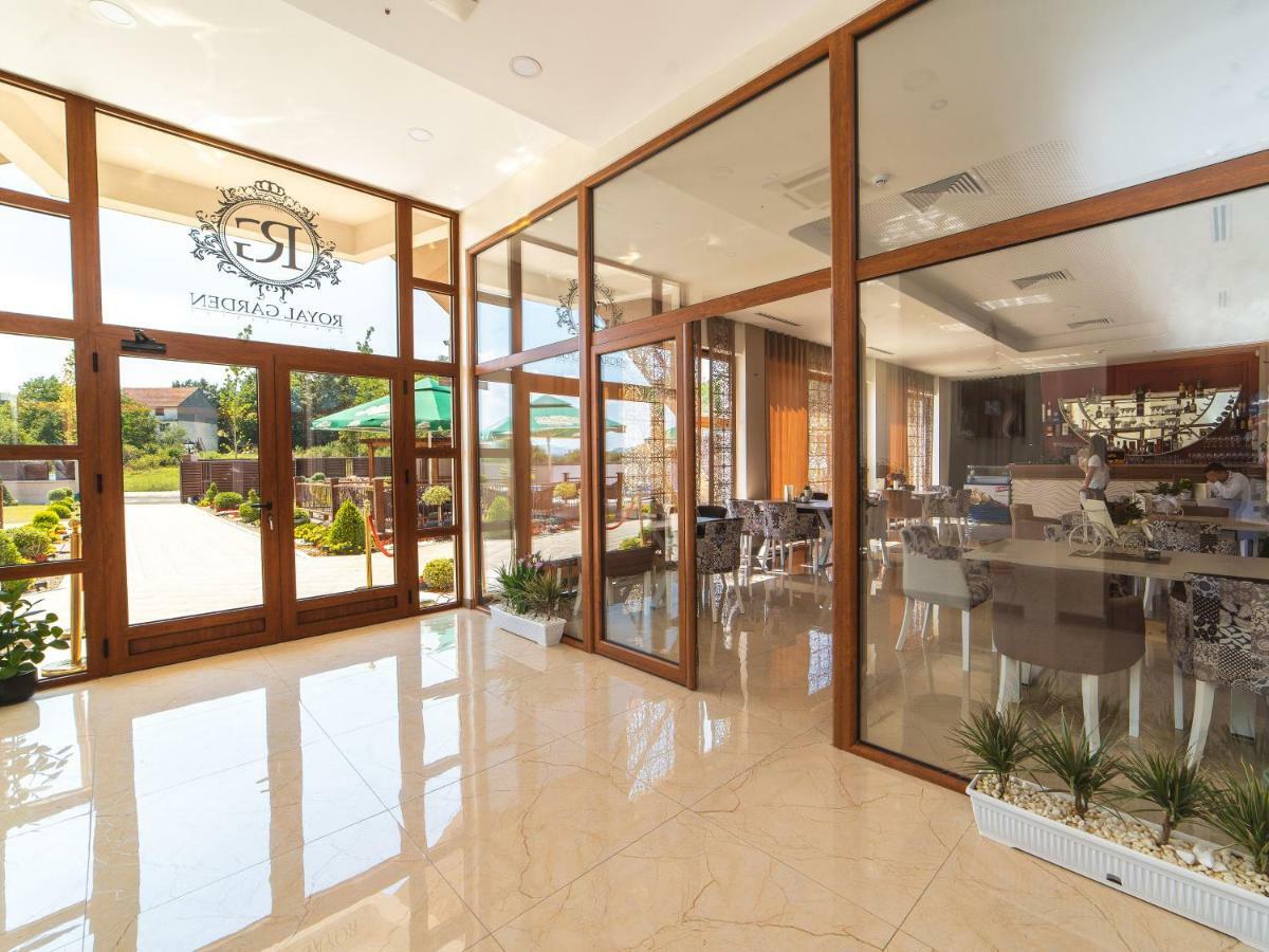 Hotel Royal Garden Nikšić Exteriör bild